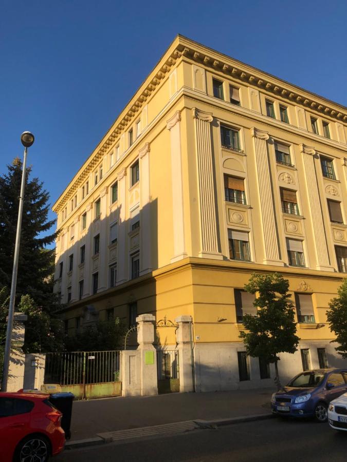 Luxury Apartment View On To The Castle Budapest Exterior foto