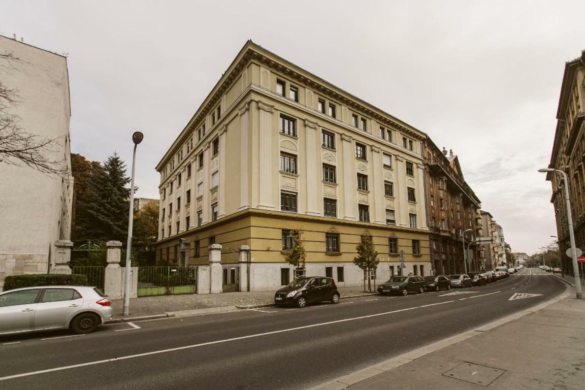 Luxury Apartment View On To The Castle Budapest Exterior foto
